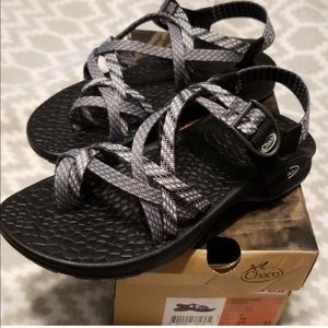 chacos size 7